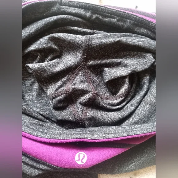 Lululemon Clam Digger Purple And Heathered Gray Capris - Picture 13 of 13